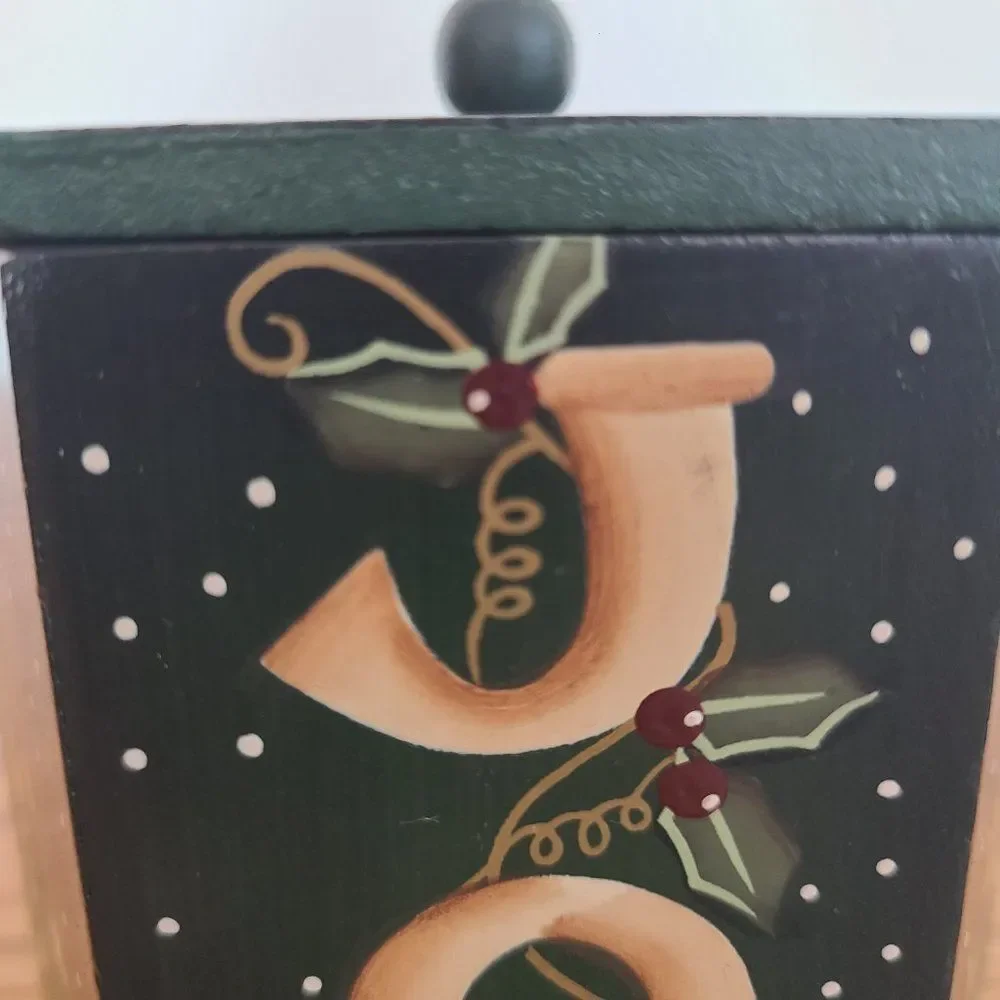Crazy Mountain Vintage Christmas Votive Candle Holder Wooden Box With Lid